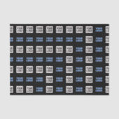 Ihr Logo oder hochgeladenes Bild | Geometrisches M Seidenpapier (Vorderseite)