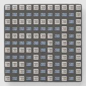 Ihr Logo oder hochgeladenes Bild | Geometrisches M Steinuntersetzer (Vorderseite)