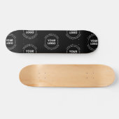 Ihr Logo und bearbeiteter Text | Wiederholmuster Skateboard (Horizontal)