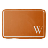 Ihr Monogramm in verbranntem Orange Badematte (Vorderseite)