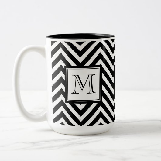 IHR MONOGRAMM, SCHWARZES ZICKZACK ZWEIFARBIGE TASSE (Links)