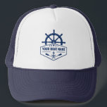 Ihr Name Anchor Oars Helm Stars in Navy Blue Truckerkappe<br><div class="desc">Nautical Anker Oars, Schiffrad Helm und Sterne mit Ihrem Personalisierten Bootnamen oder anderen Text auf einem stilvollen LKW-Hut.</div>