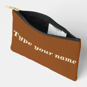 Ihr Name auf brauner Tasche