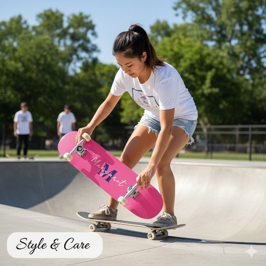 Ihr Name auf der benutzerfreundlichen rosa Skatebo Skateboard