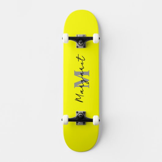Ihr Name auf einem benutzerdefinierten Skateboard (Vorderseite)