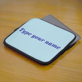 Ihr Name auf hellblauer Laptop-Hülle Laptopschutzhülle