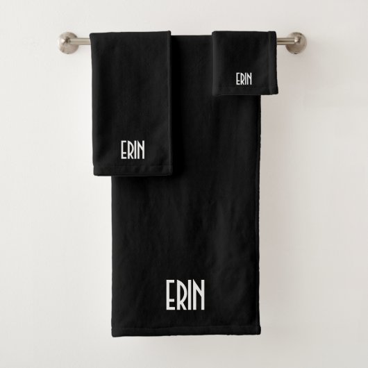 Ihr Name, fett weißer Text | Schwarz Badhandtuch Set (Insitu)