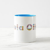 Ihr Name in künstlerischen Blumenbriefen / Olivia Zweifarbige Tasse (Mittel)
