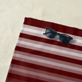 Ihr Name oder Seepferd Rose Red White Stripes Strandtuch (Beispiel)