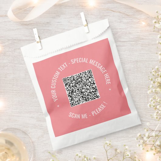 Ihr QR-Code begünstigt ein Beispiel für ein Bag mi Geschenktütchen (Ausgeschnitten)