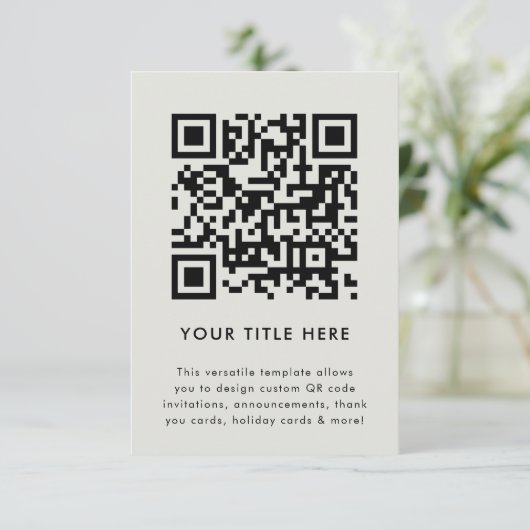 Ihr QR-Code | Grau Modern Minimalistisch einfach Einladung (Stehend Vorderseite)