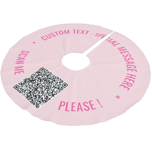 Ihr QR-Code und Ihr benutzerdefinierter Text-Weihn Polyester Weihnachtsbaumdecke (Schrägansicht)