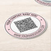 Ihr QR-Untersetzer mit benutzerdefiniertem Text Runder Pappuntersetzer (Angewinkelt)