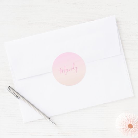 Ihr Text | Elegantes Script & Soft Blush Pink Ombr Runder Aufkleber (Umschlag)