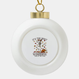 Ihr wunderbarster tanzender Skelett-Halloween-Hexe Keramik Kugel-Ornament