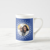 IHRE 2 FOTOS & MONOGRAM Snowflake Frame Tasse (Rechts)