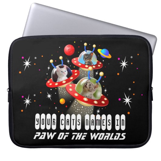Ihre Katzen in einer Alien Raumschiff UFO Sci Fi F Laptopschutzhülle (Vorderseite)