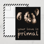 Ihre Liebe ist ursprünglich: Schimpansen küssen Postkarte (Vorne/Hinten)