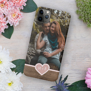 Ihre Monogramme Liebesherz auf Holzmaserung Muster Case-Mate iPhone Hülle