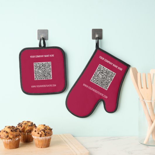 Ihre QR-Code-Scan-Informationen Benutzerdefinierte Ofenhandschuh & Topflappen-Set (Insitu (Hängend))