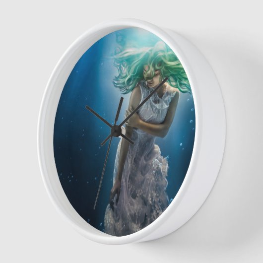 Ihre Smaragdkröten - Meerjungfrau-Hovering unter W Uhr (Winkel)