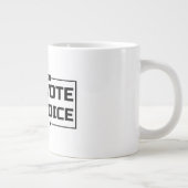 Ihre Stimme Ihr schwarzer Schriftart Jumbo-Tasse (Rechts)