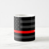Ihre Text-dünne rote Linie Schwarzes US-Flagge Kaffeetasse (Mittel)
