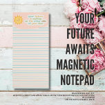 "Ihre Zukunft erwartet" Magnetkommentar Magnetischer Notizblock<br><div class="desc">Beginnen Sie jeden Tag mit einer inspirierenden Dosis und behielt Sie Ihre Träume mit unserem "Your Future Awarits" Magnetic Notepad! Mit einer fröhlichen Lächelsonne und der kraftvollen Erinnerung "Ihre Zukunft ist auf der anderen Seite Ihrer Angst gewartet", ist dieses Notizblock so konzipiert, dass es Auftrieb und Kraft gibt. Ideal für...</div>