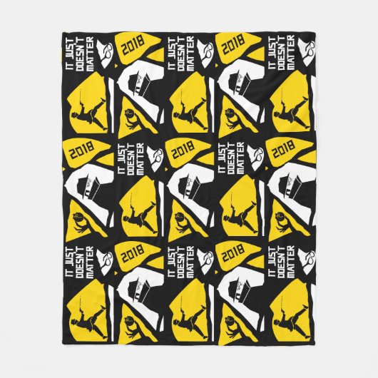 IJDM 2018 gemütlich Wuggly Fleecedecke (Vorderseite)