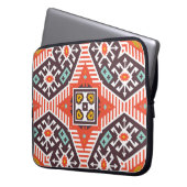 Ikat Aztec: Ethnisch gestreifte Textur Laptopschutzhülle (Vorderseite Links)