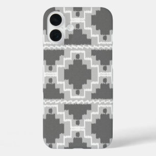 Ikat Aztec Muster - Dunkel und leicht grau / grau iPhone 16 Plus Hülle