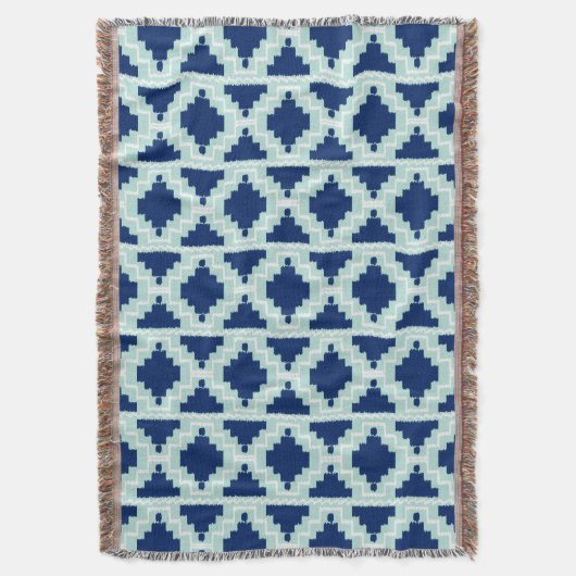 Ikat Aztec Pattern - Indizes und hellblau Decke (Vorderseite Vertikal)
