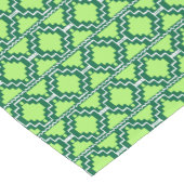 Ikat Aztec Stammeswald und Kalkgrün Kurzer Tischläufer (Ecke)