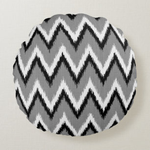 Ikat Chevron Streifen - Grau, Schwarz & Weiß Rundes Kissen