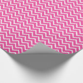 Ikat Chevrons - Deep fuchsia pink und weiß Geschenkpapier (Ecke)
