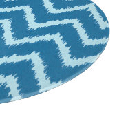 Ikat Chevrons - Indigo und Blass Blue Schneidebrett (Ecke)