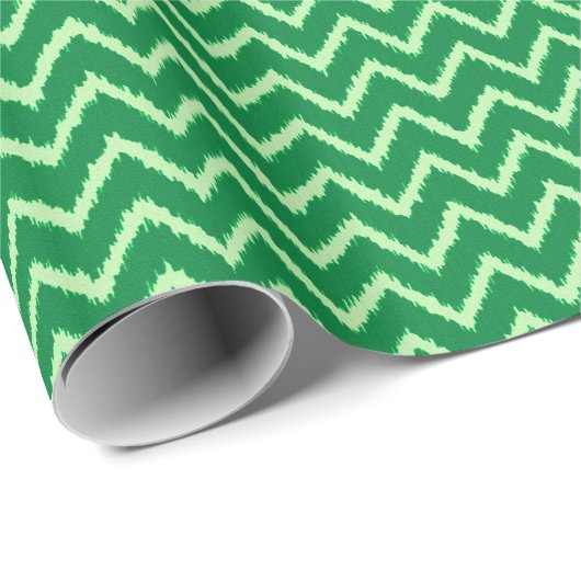 Ikat Chevrons - Kiefer und hellgrün Geschenkpapier (Rolleneckpunkt)