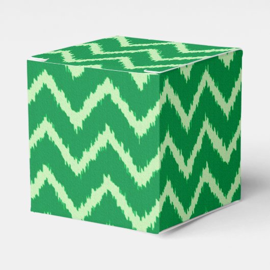Ikat Chevrons - Kiefer und hellgrün Geschenkschachtel (Vorderseite)