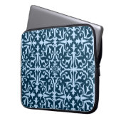 Ikat-Damasmuster - Dunkle Indizierung und hellblau Laptopschutzhülle (Vorderseite Links)