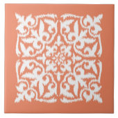 Ikat-Damast-Muster - Korallenorange und Weiß Fliese (Vorderseite)