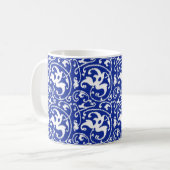 Ikat Floral Damask - Kobalt blau und weiß Kaffeetasse (Vorderseite Links)