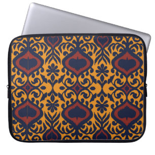 Ikat geometrische Folklore-Ornament. Orientalische Laptopschutzhülle