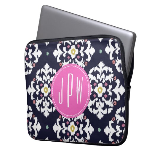 Ikat-Monogramm Laptopschutzhülle (Vorderseite Links)