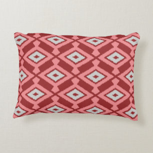 Ikat-Muster - Burgund, Grau und Koralle Dekokissen
