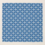 Ikat Muster, Indigo und Denim Blue Schal<br><div class="desc">Quadratischer Schal in einem Navajo-Stammesmuster mit gestreibender,  Ikat-gewebter Textur - Denim blau und cremeweiß auf dunklem indigo/marineblau Hintergrund</div>
