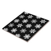 Ikat-Schneeflocken - Schwarzweiß Fliese (Seite)