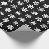 Ikat-Schneeflocken - Schwarzweiß Geschenkpapier (Ecke)