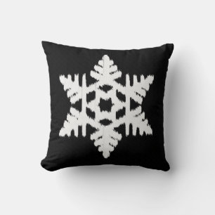Ikat Snowflake - Schwarzweiß Kissen