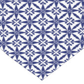 Ikat Star Pattern, Navy Blue und White Kurzer Tischläufer (Ecke)