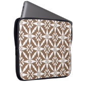 Ikat Star Pattern - Taupe Tan und White Laptopschutzhülle (Vorne Rechts)